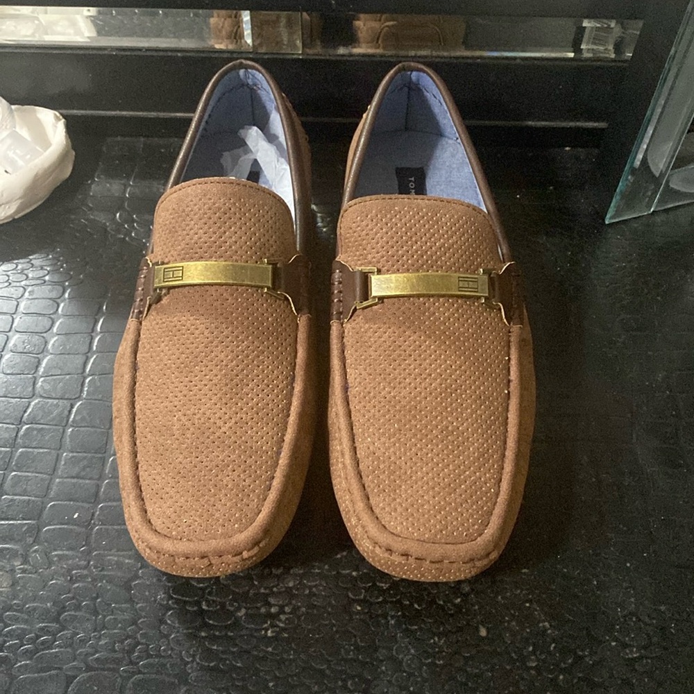 Tommy Hilfiger dress shoes